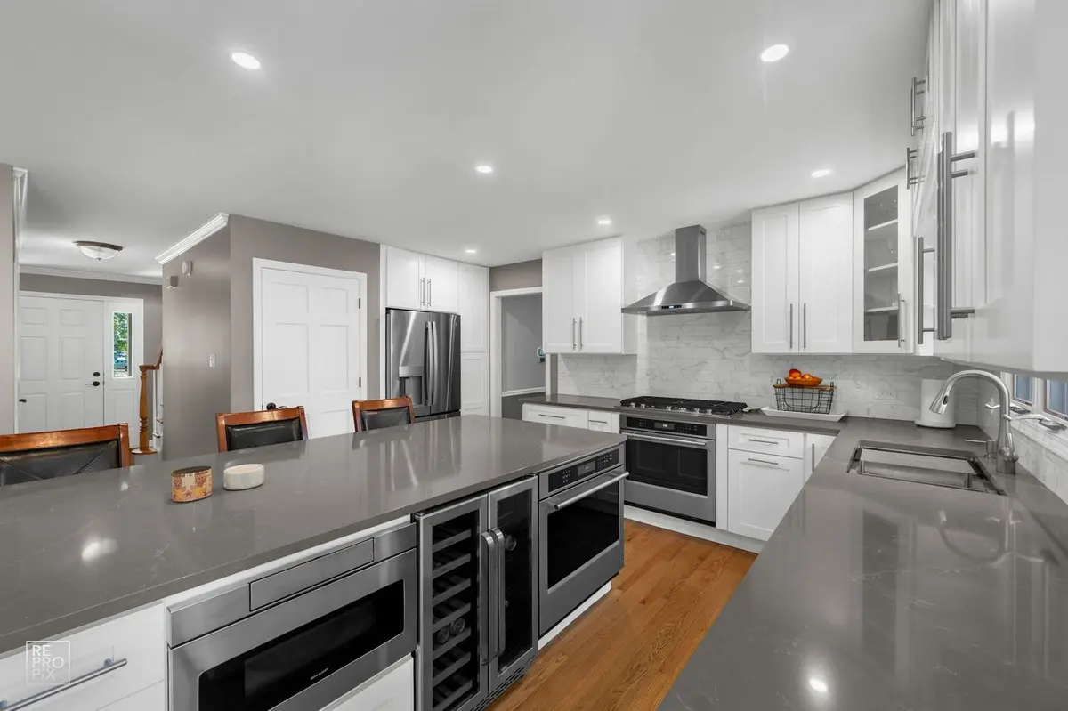 3207 Barnes Lane