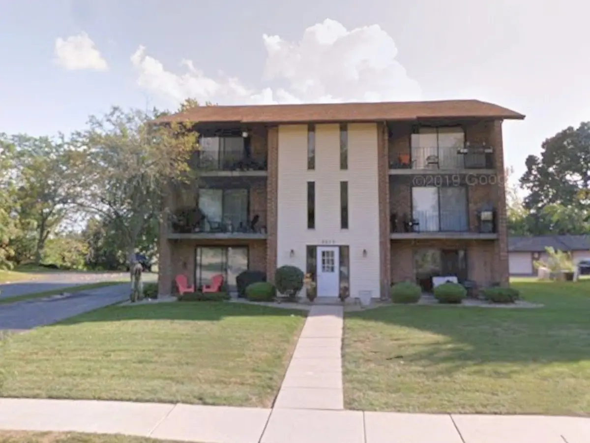 9817 Treetop Drive
