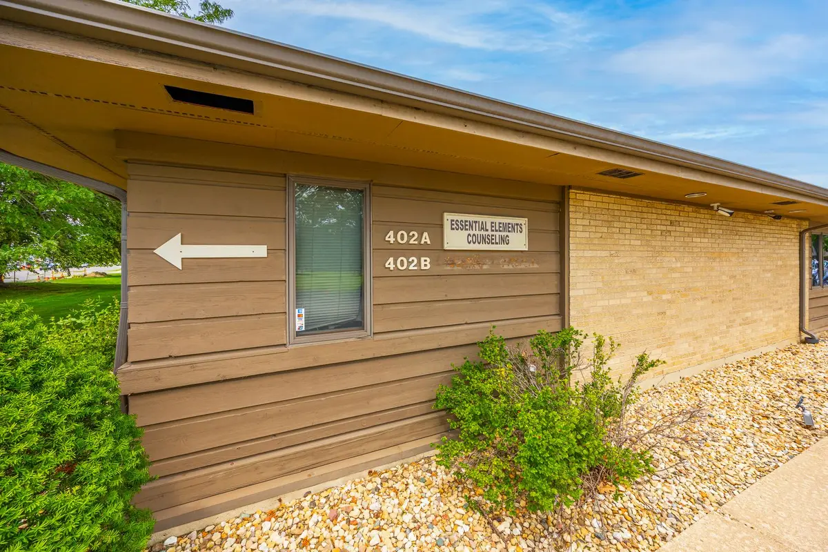 402 W Boughton Road