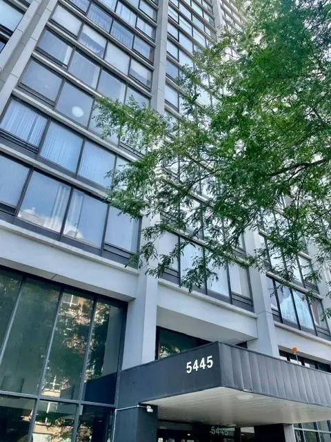 5445 N Sheridan Road