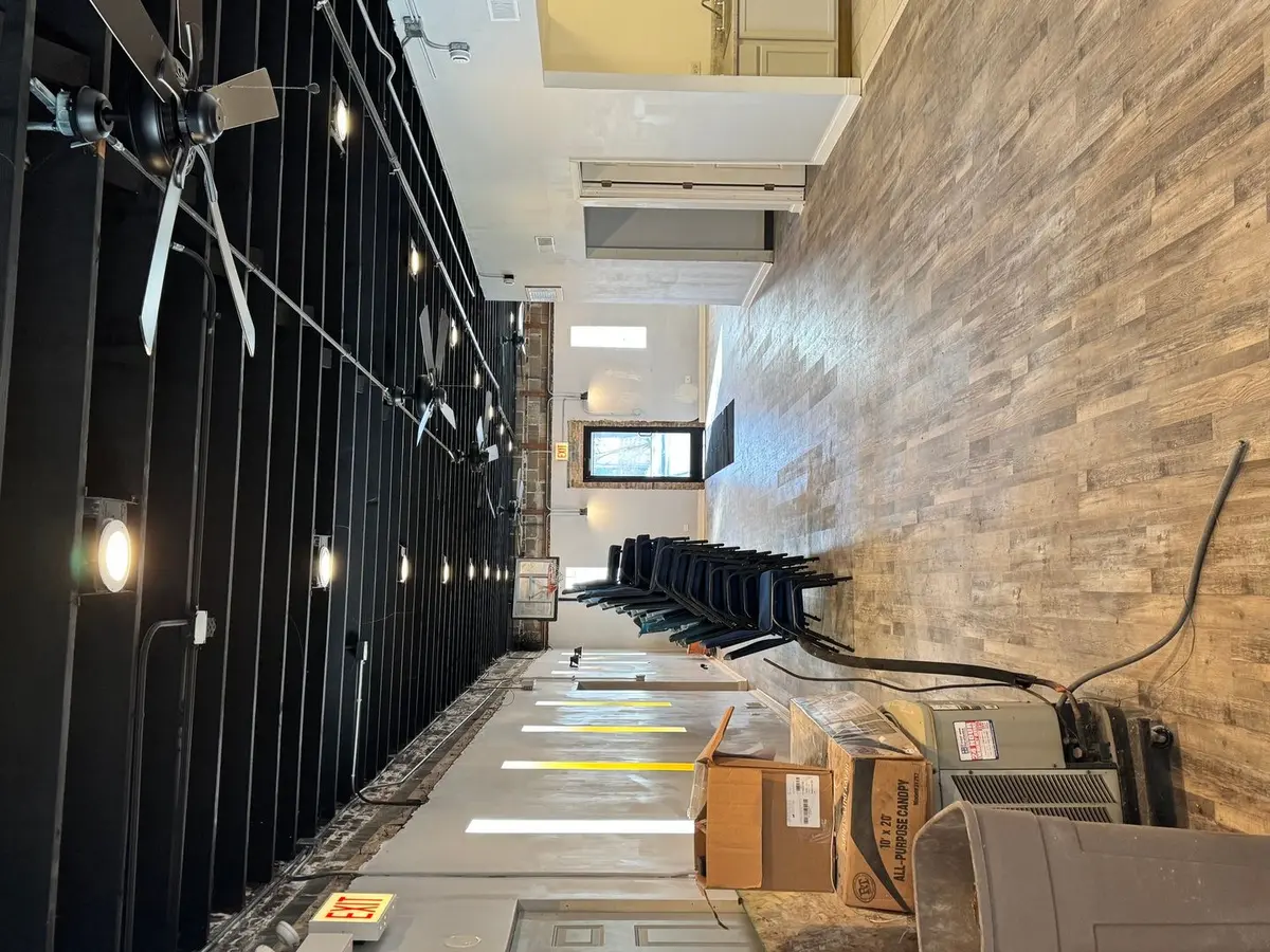 850 W 51st Street