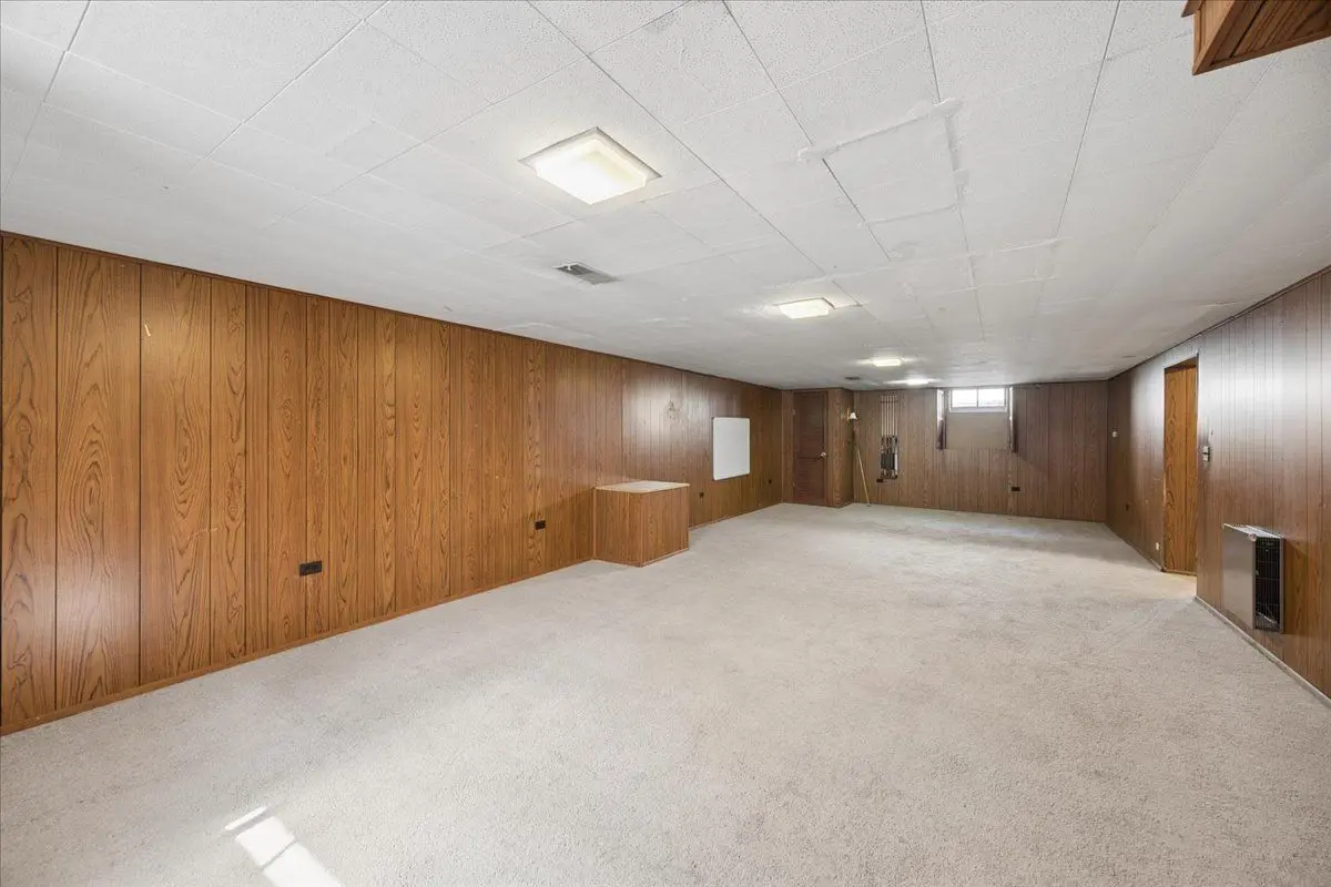 2109 Norfolk Avenue