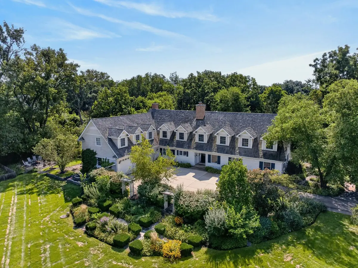 875 Sterling Road