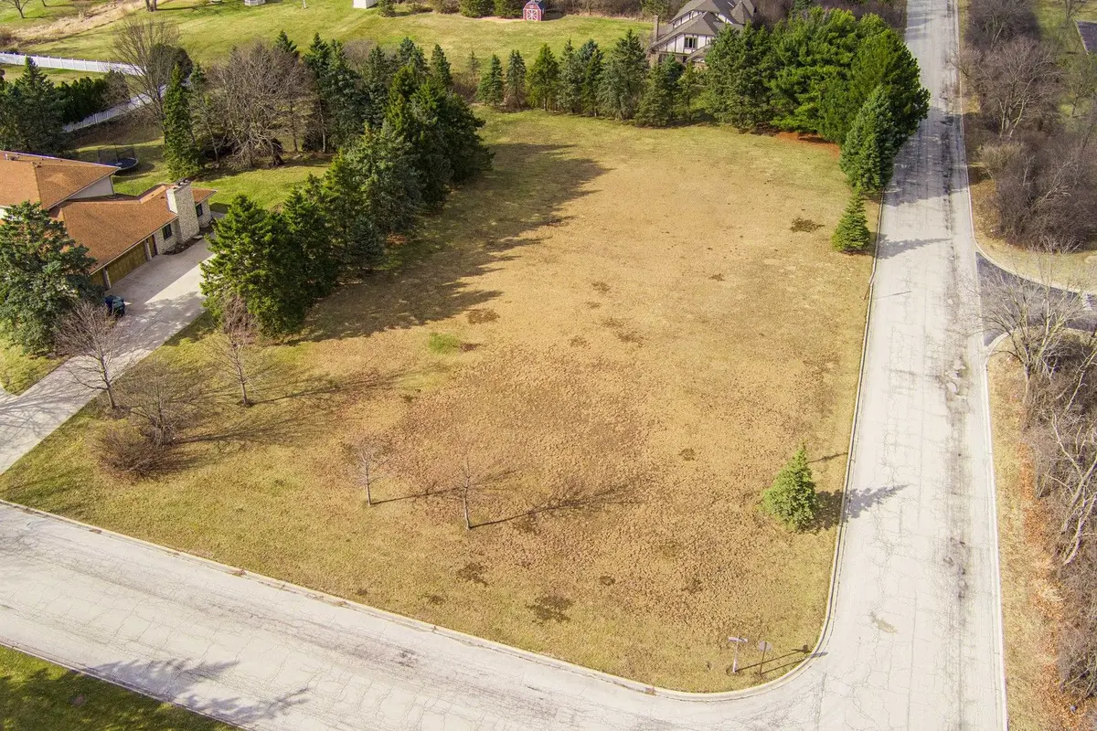 10 Country Manor Lane