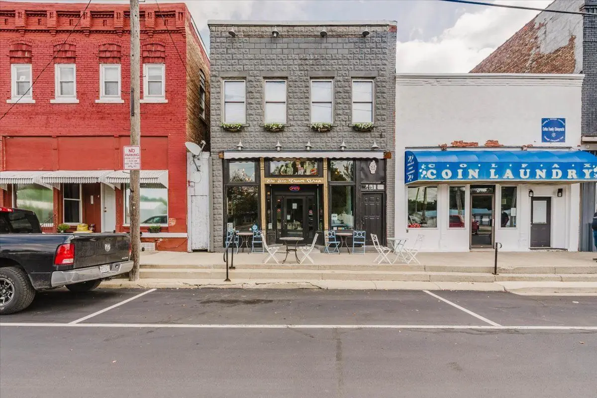 103 S center Street