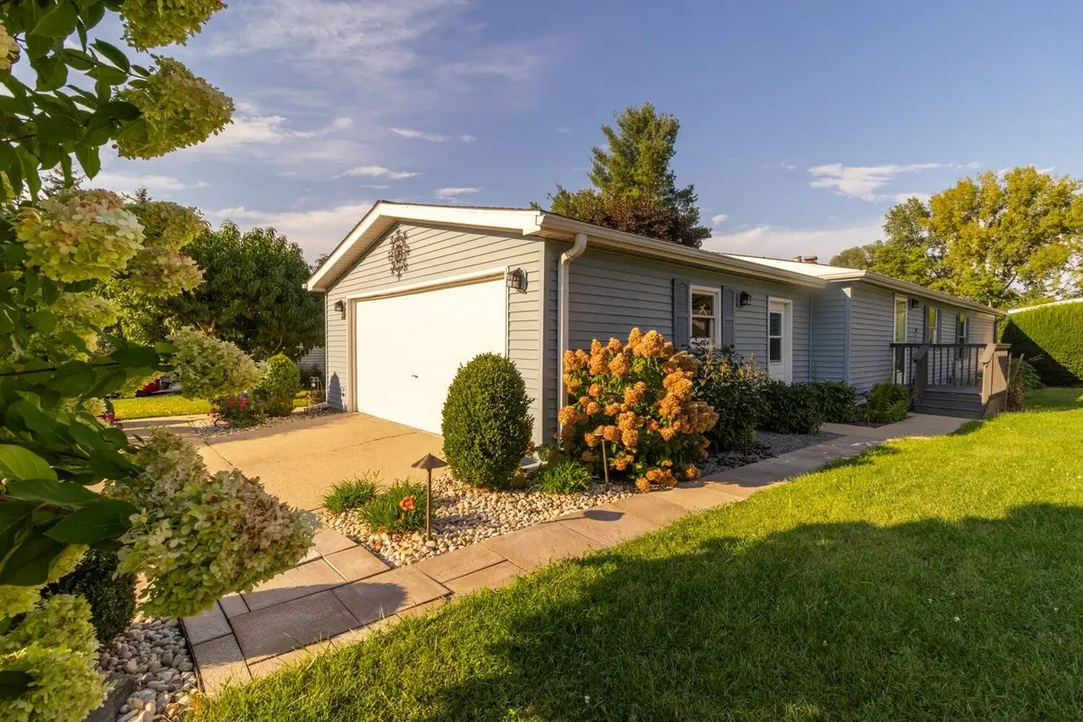 610 Eastwood Lane
