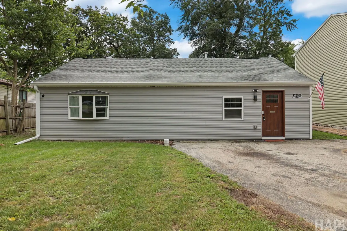 25425 W Arcade Drive