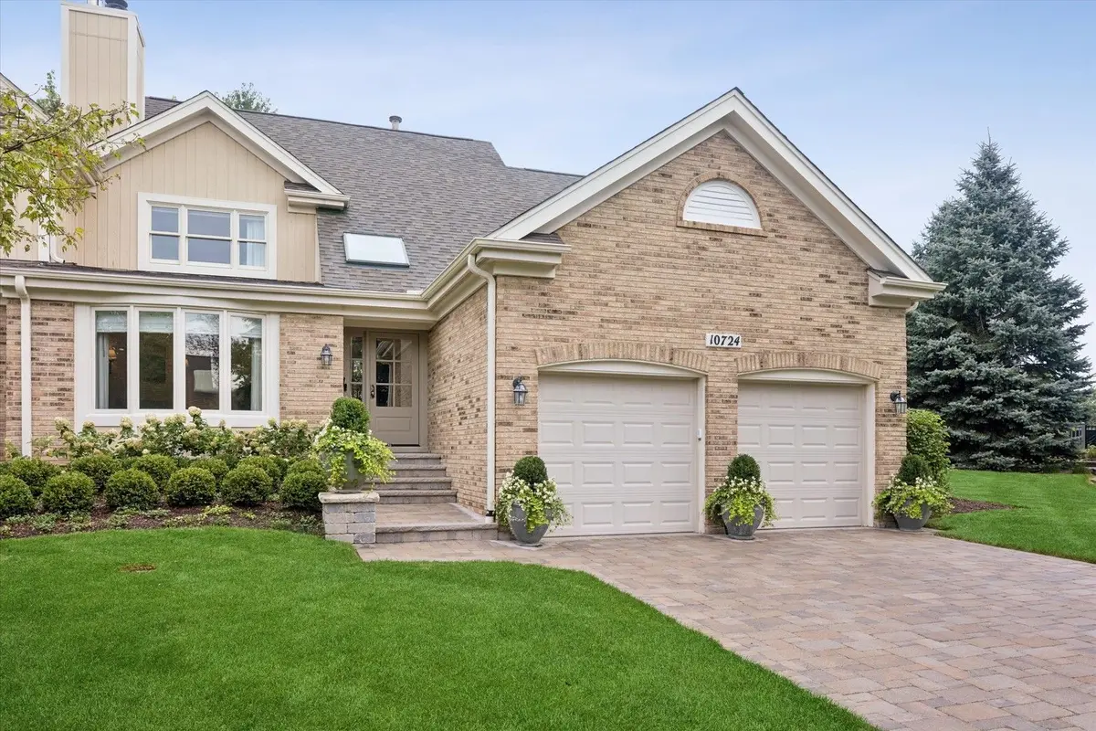 10724 Hollow Tree Court