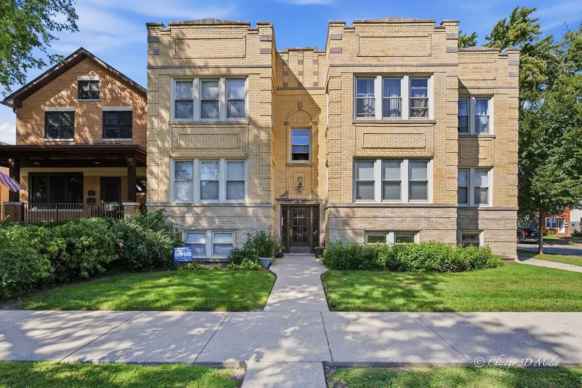 4558 N Kostner Avenue