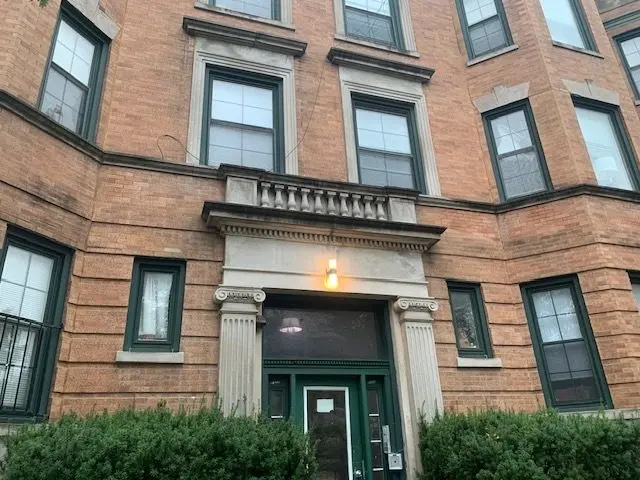 127 E 59th Street