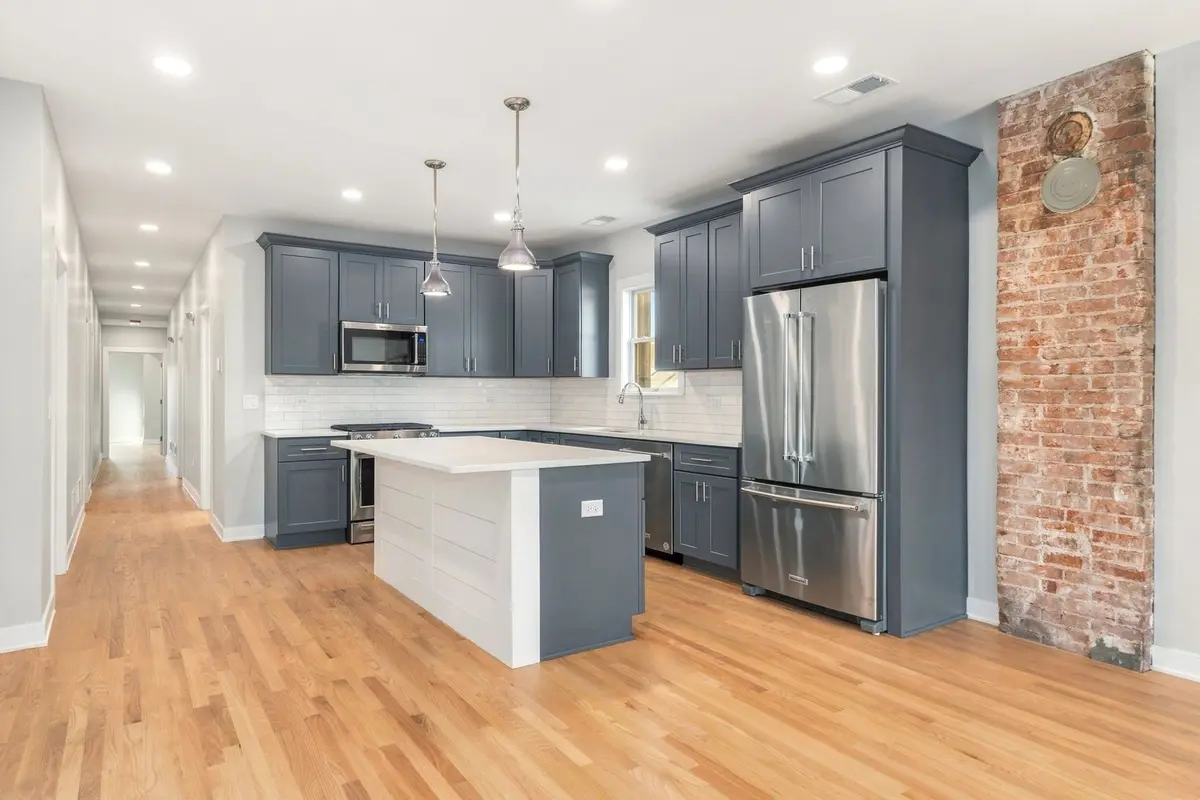 20 W Jefferson Avenue
