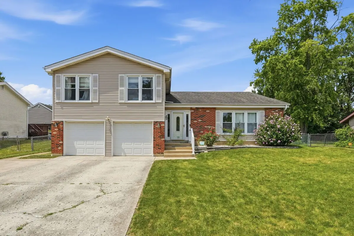 316 PLYMOUTH Lane