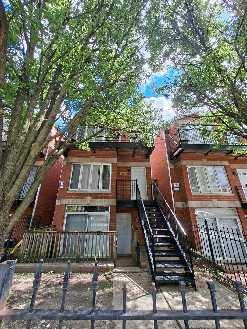 2449 W Lexington Street