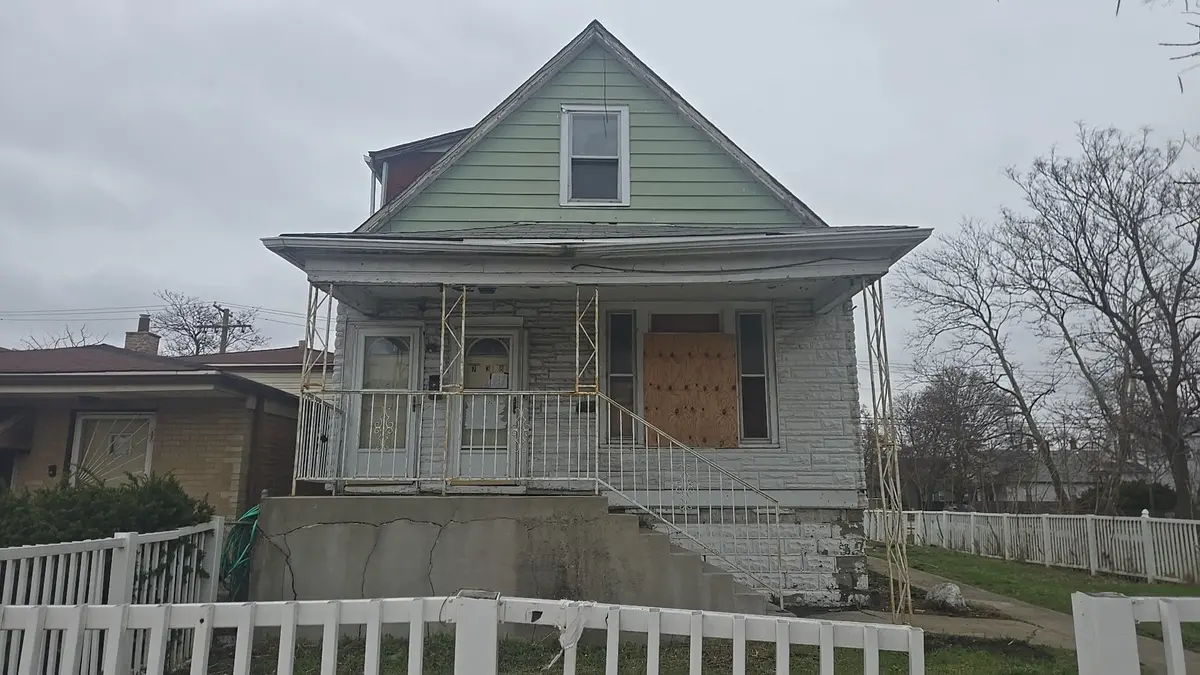 738 W 103rd Street