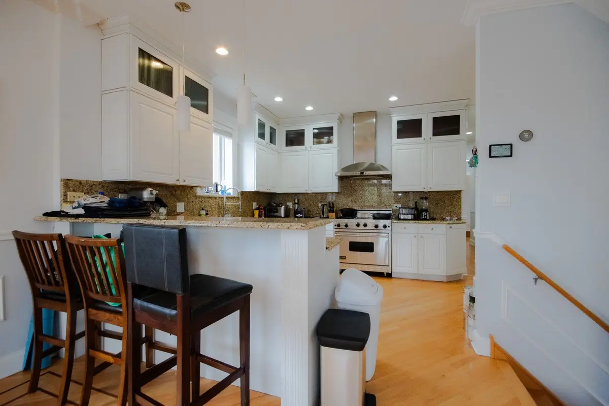 3504 N Fremont Street