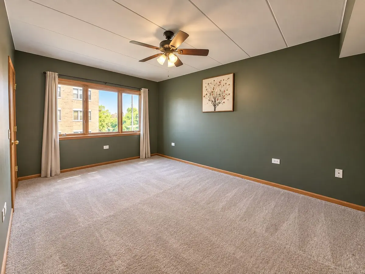 5500 W 115th Street