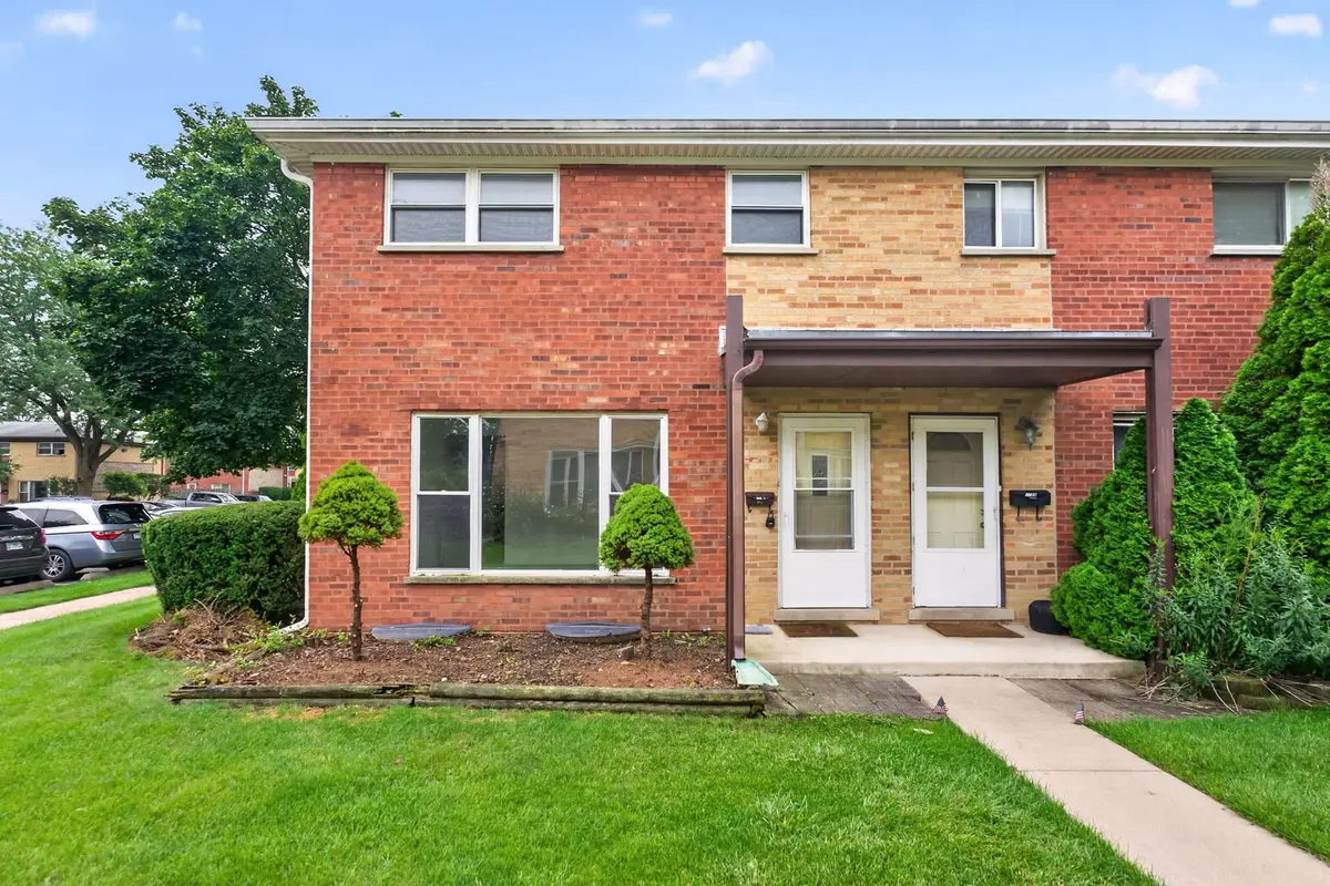 210 Linn Court
