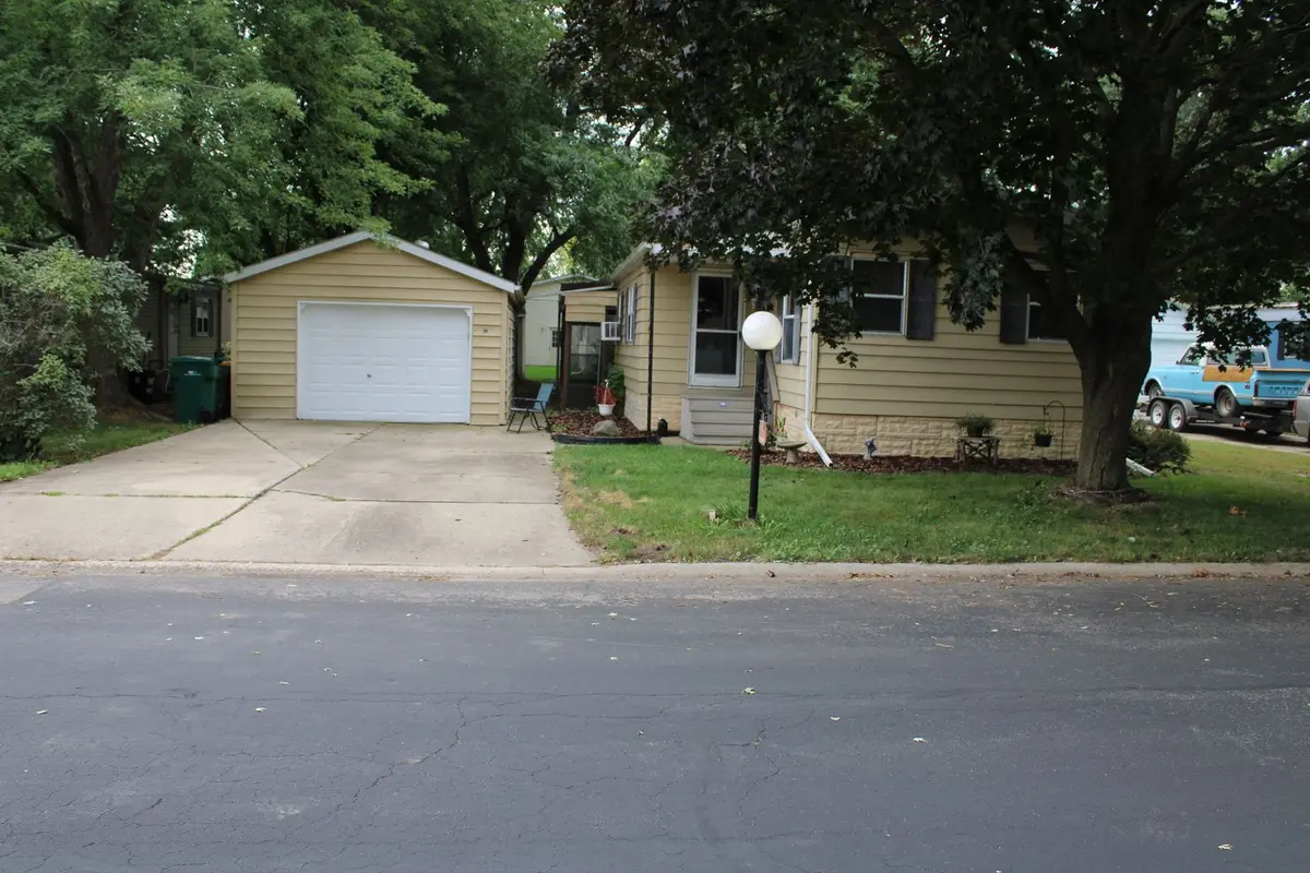 92 Oak Avenue