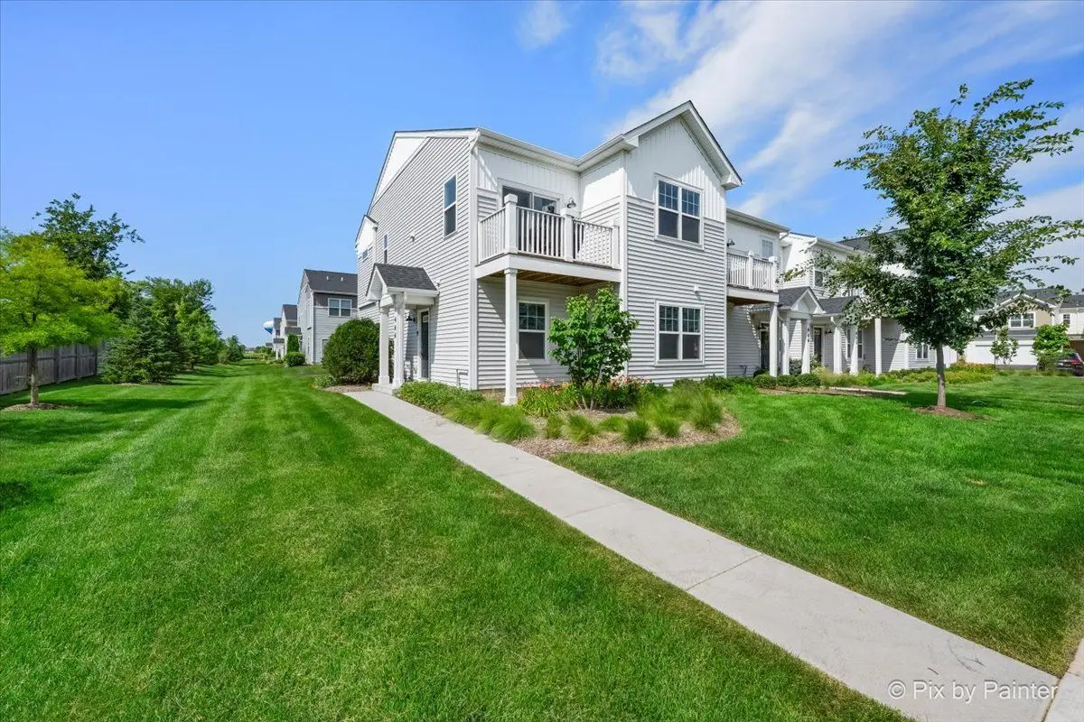 466 Comstock Road