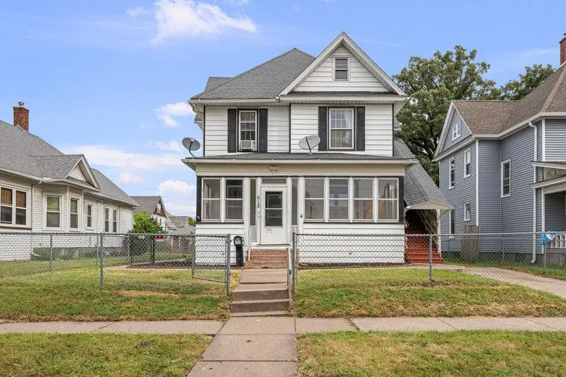 618 W 17th Street