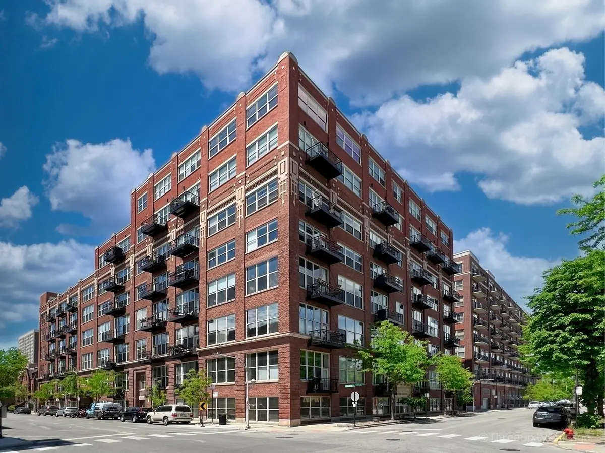 1500 W Monroe Street