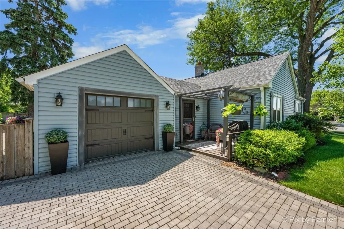 72 W Irving Park Road