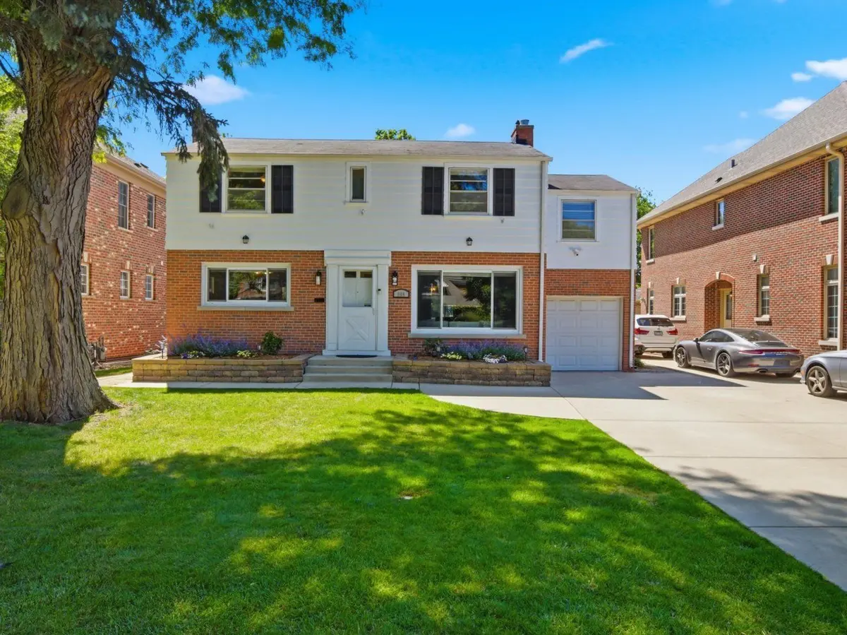 204 S Home Avenue