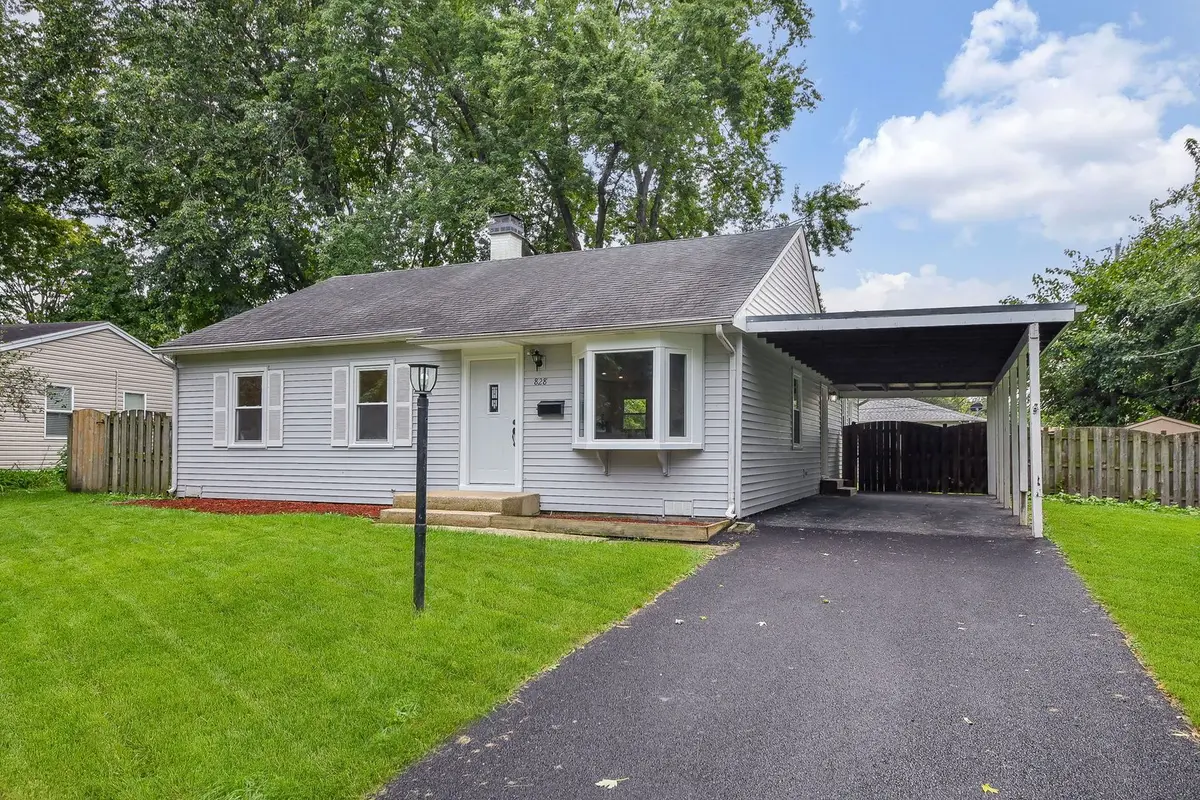 828 Valley Lane