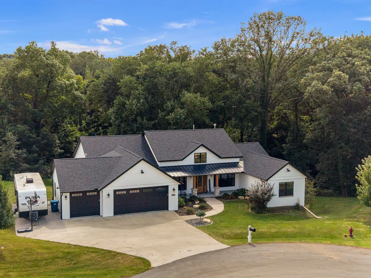 1805 Ridgefield Drive