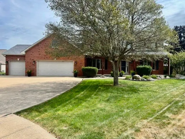 126 Parkside Court