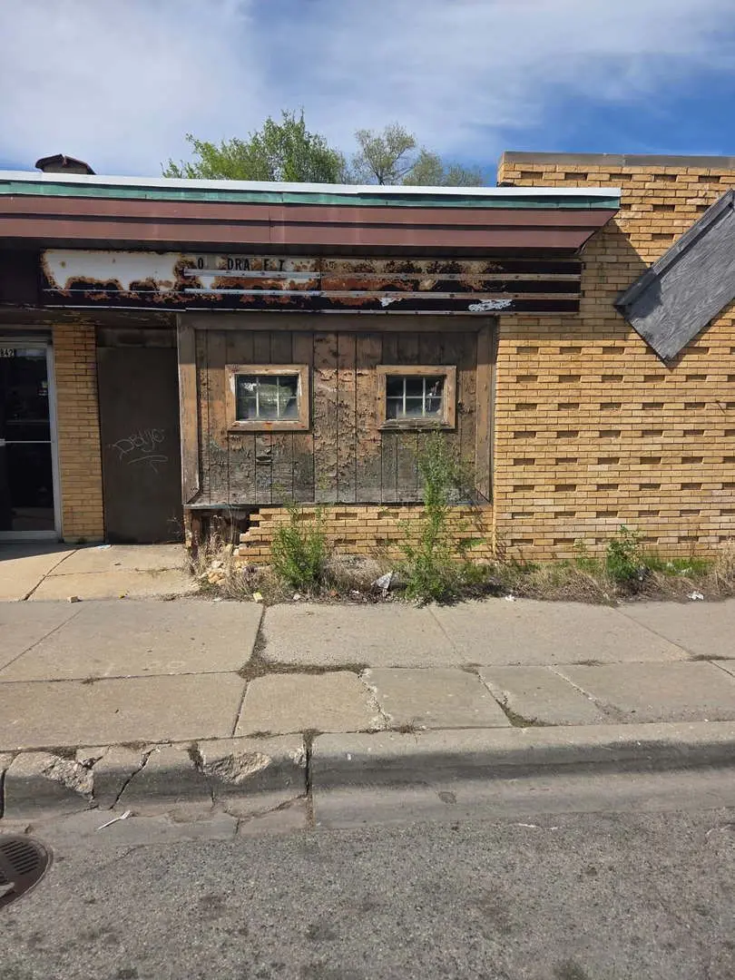 3838 W 79TH Street