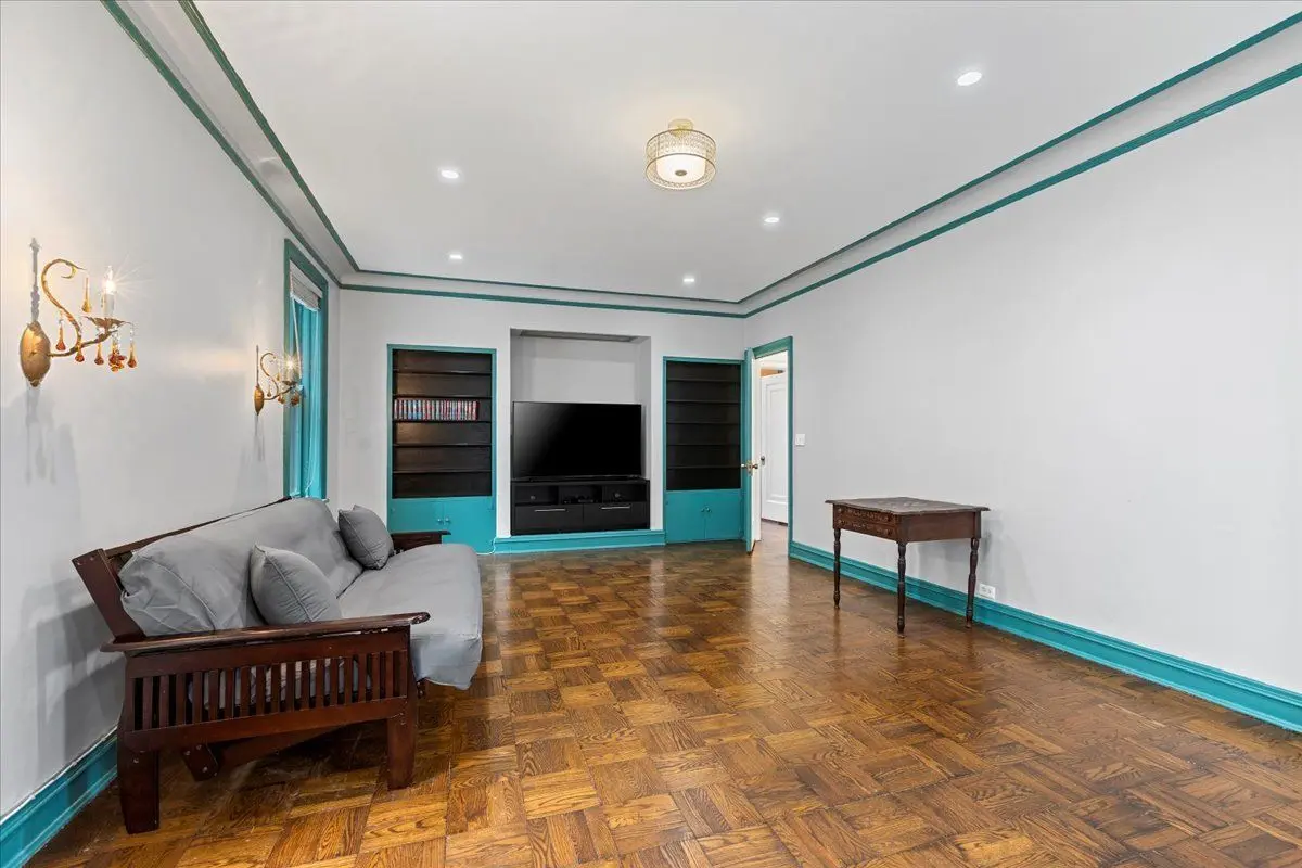 4950 S Chicago Beach Drive