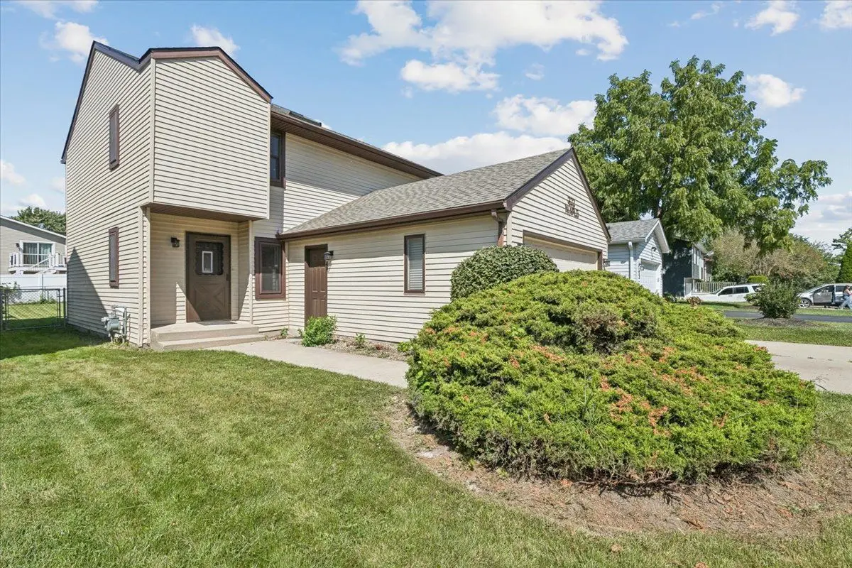 322 Maple Lane