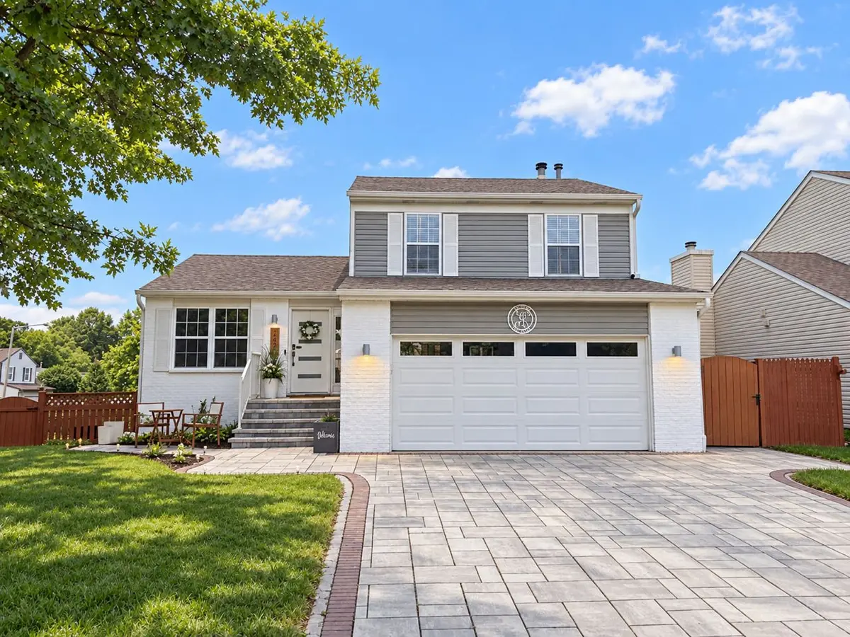 1423 PIONEER Court