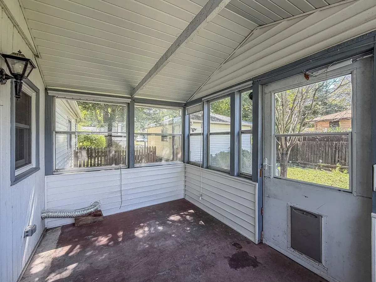 1306 Stout Drive