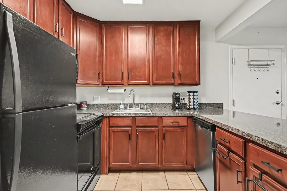 5811 Oakwood Drive