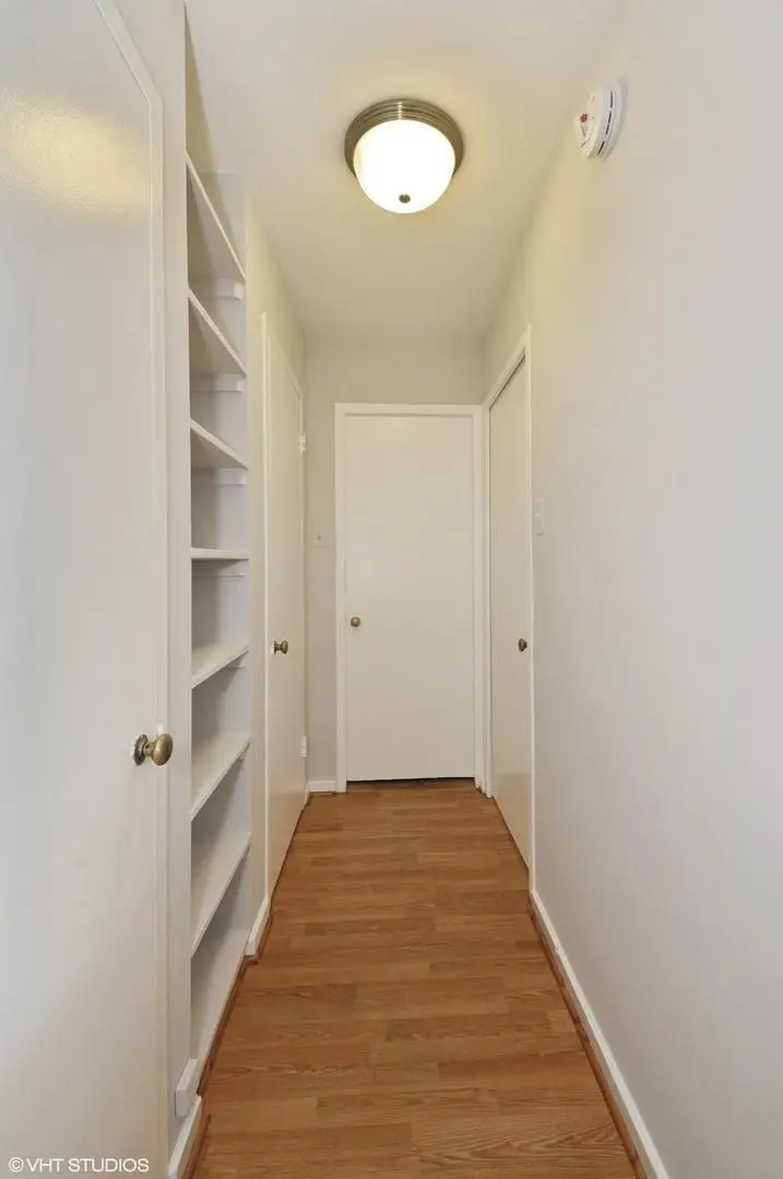 2909 N Sheridan Road
