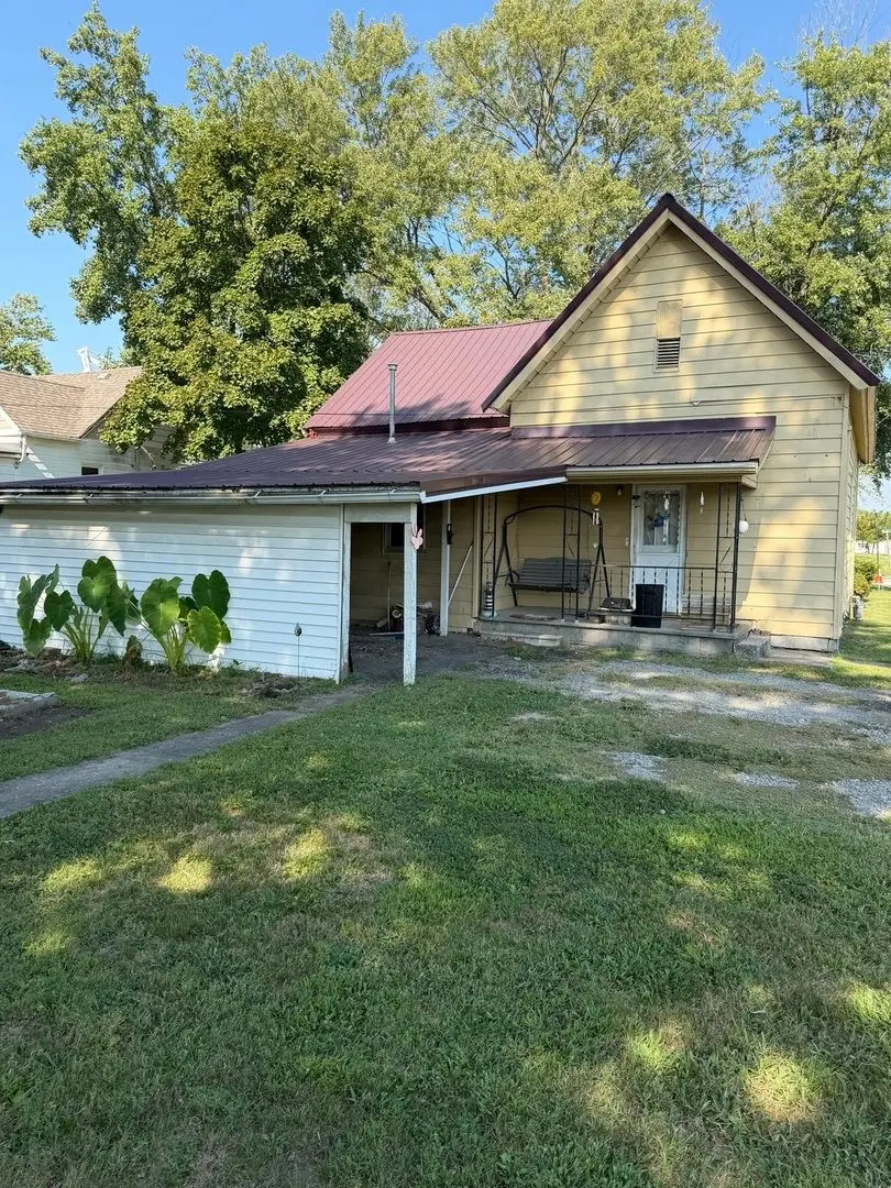 702 Penina Street