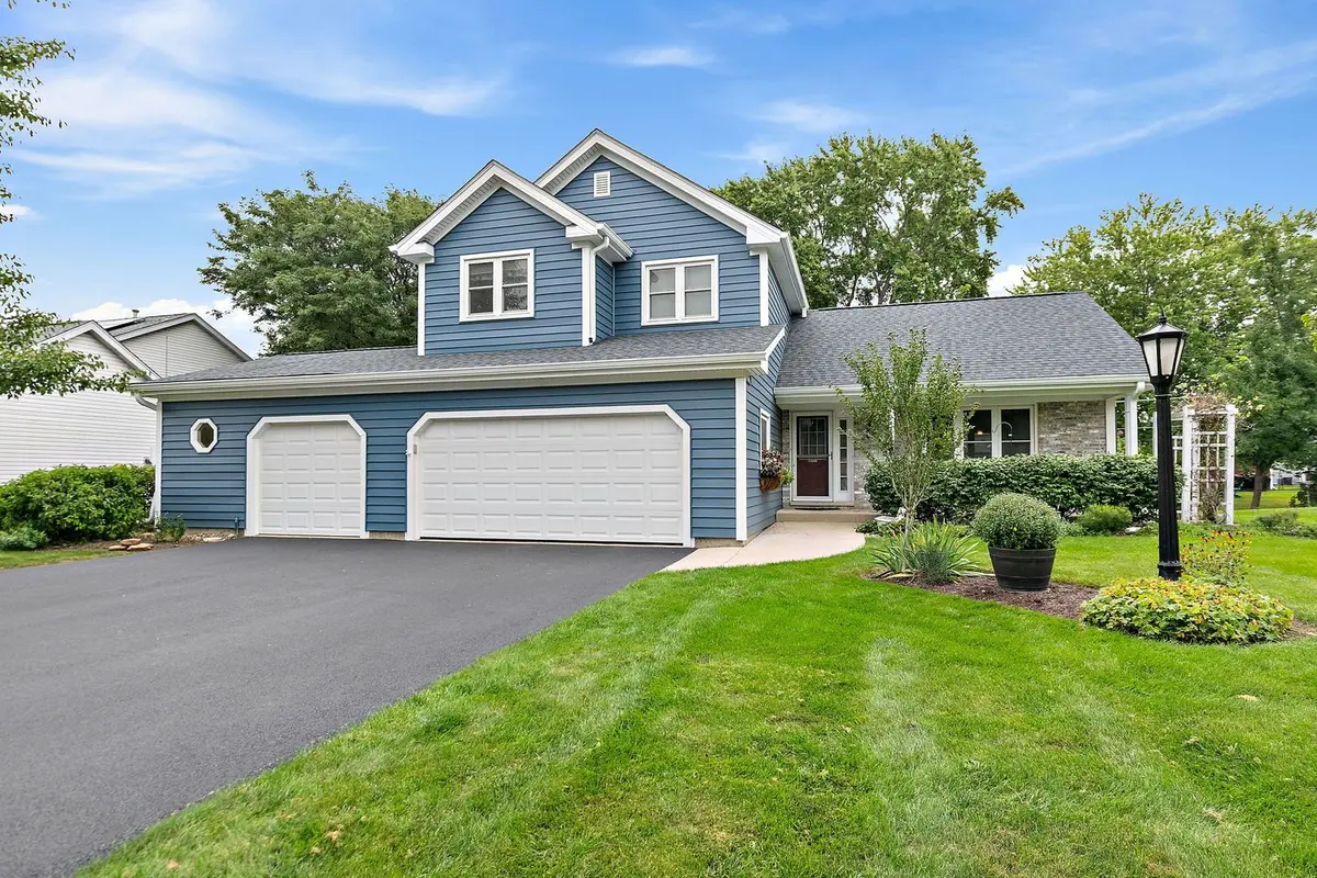 422 Old Country Way