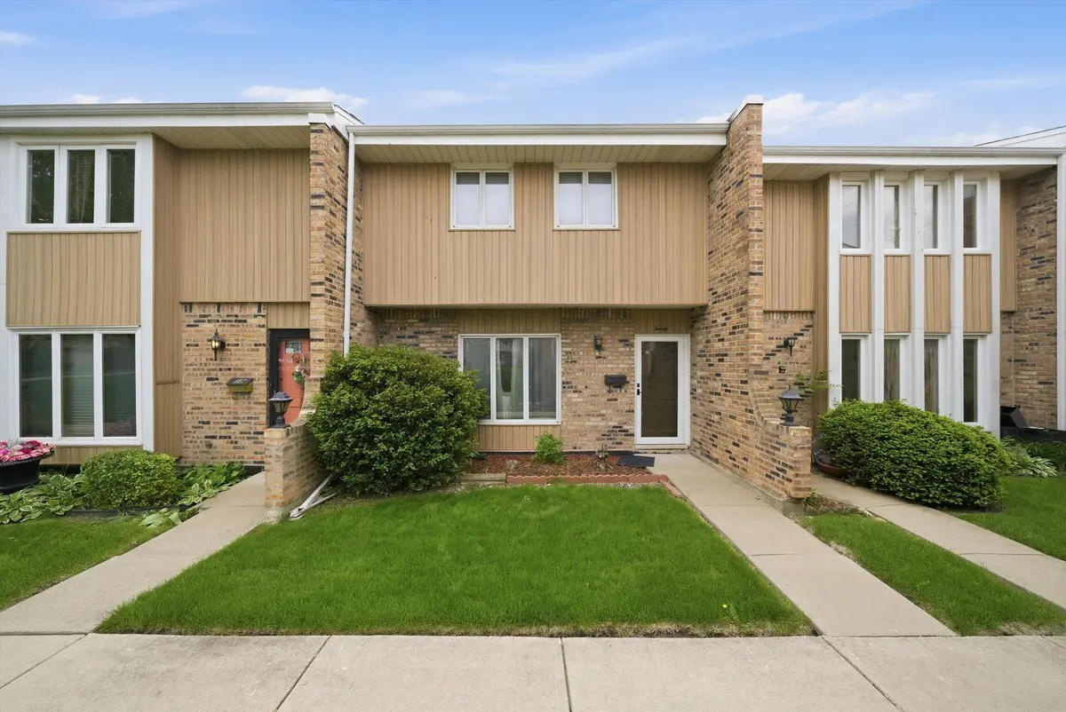 20 Ottawa Court