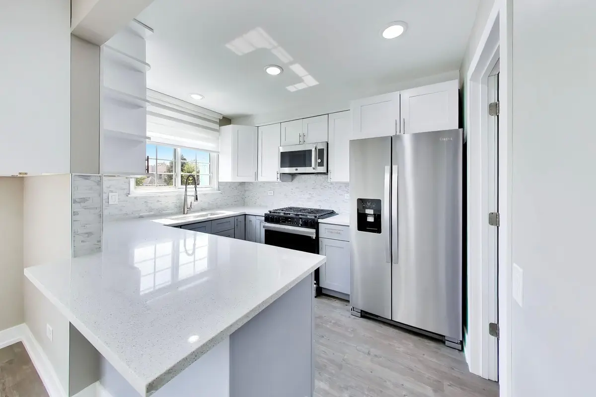 227 E Shag Bark Lane