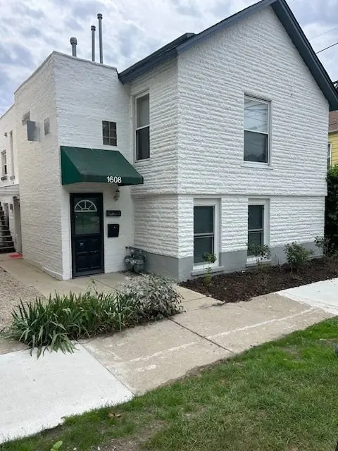 1608 Greenleaf Street