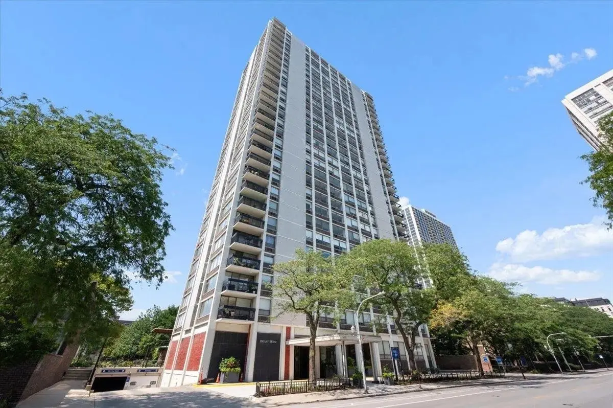 1455 N Sandburg Terrace