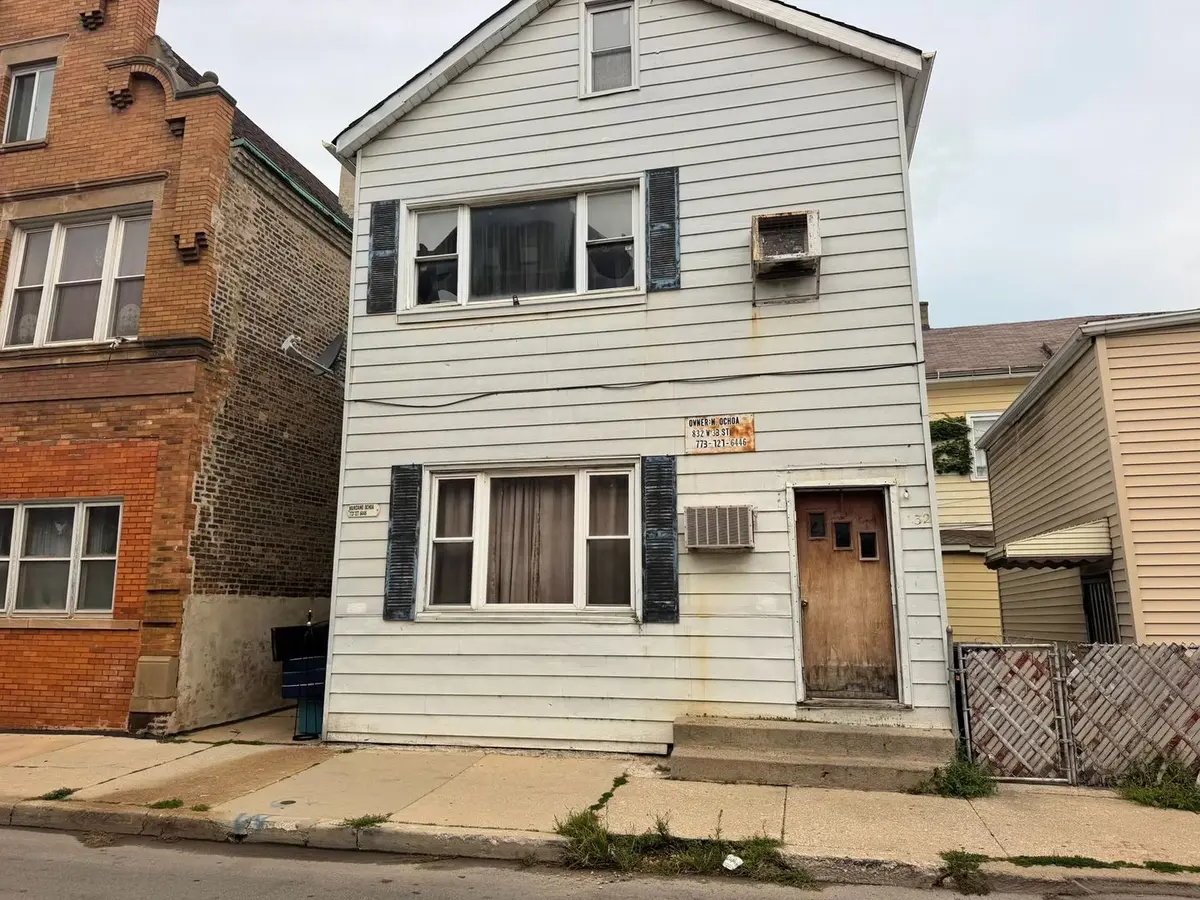 832 W 33rd Street