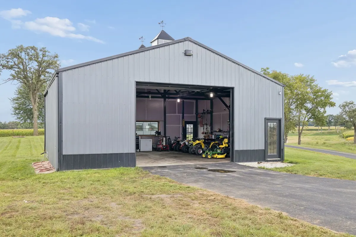 751 N 3150 Road