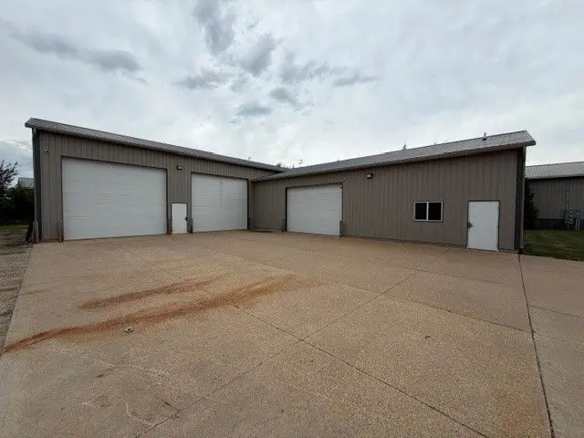 3253 Bear Tooth Court