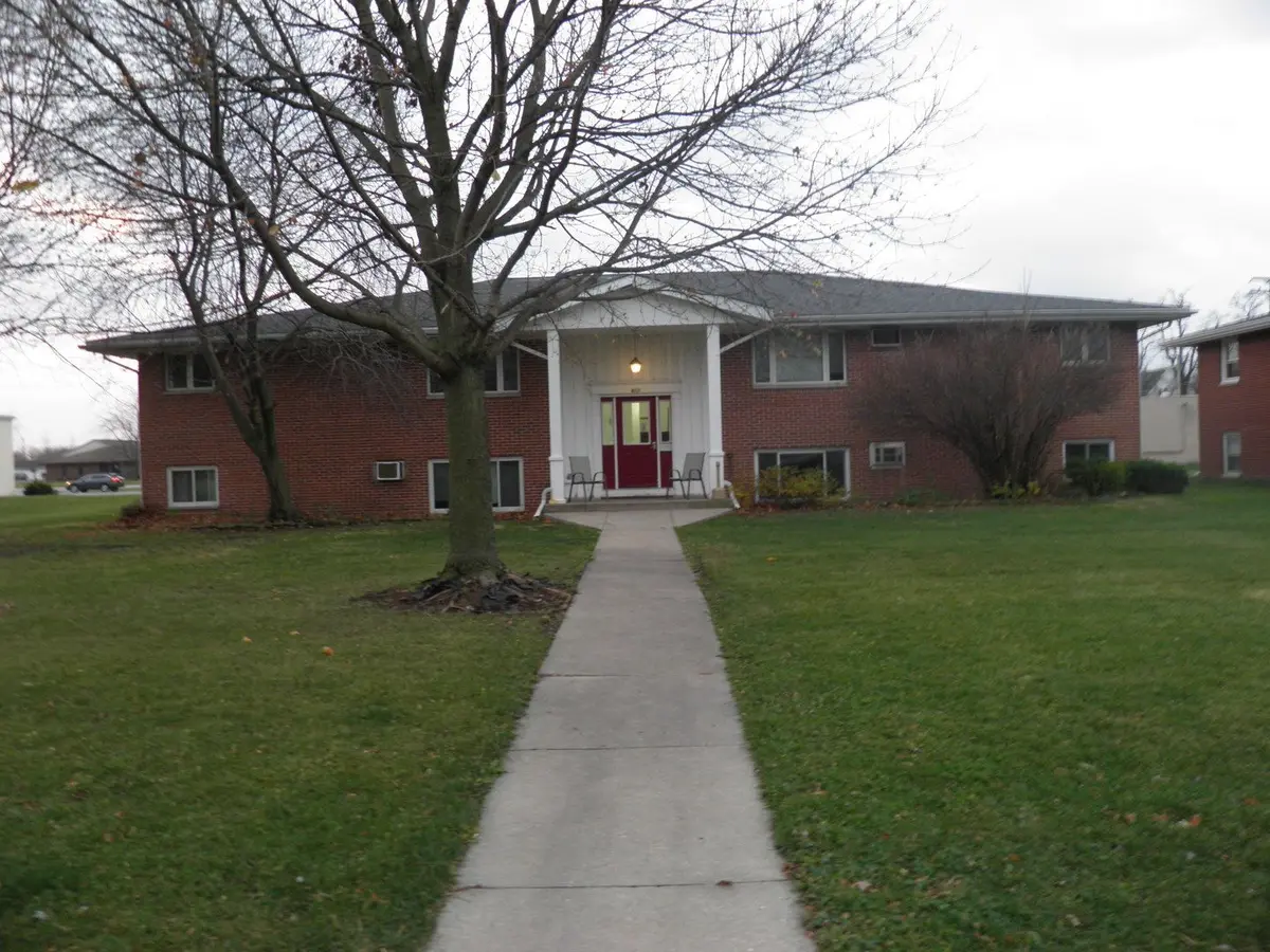407 E Seminole Street E