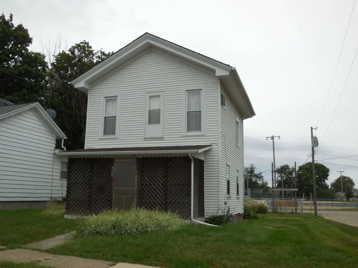 506 S 1st Street