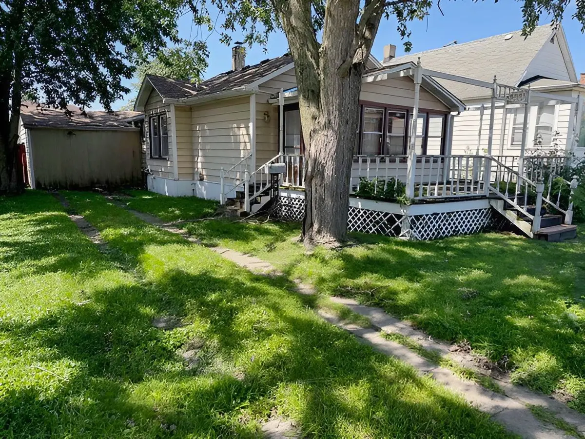 492 Freeland Avenue