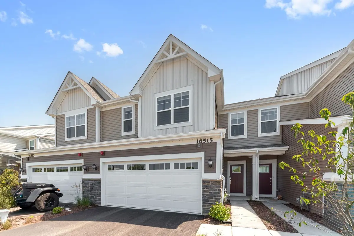 16515 W Golden Valley Lane
